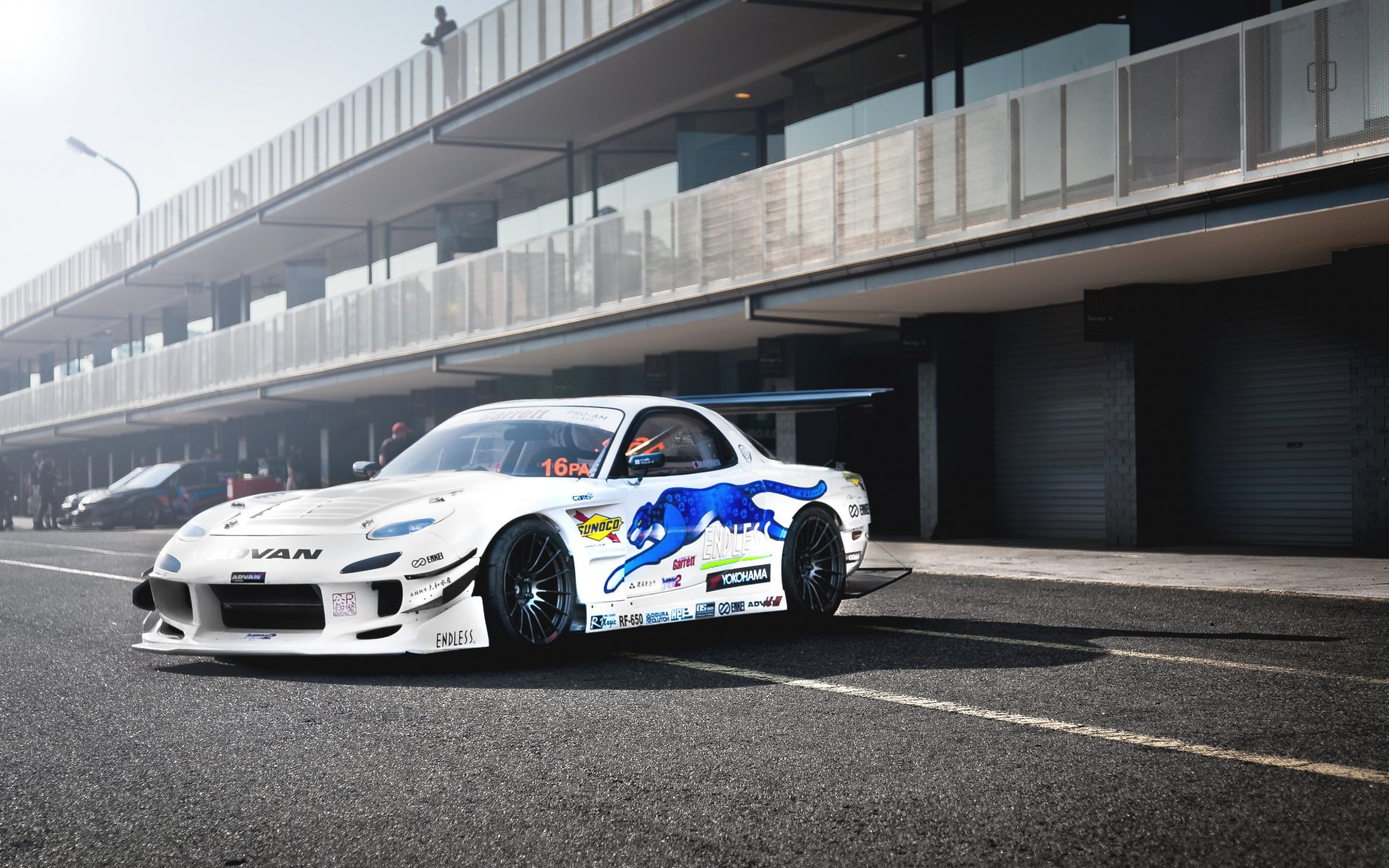 mazda rx-7 jdm tuning blanc dérive de voiture