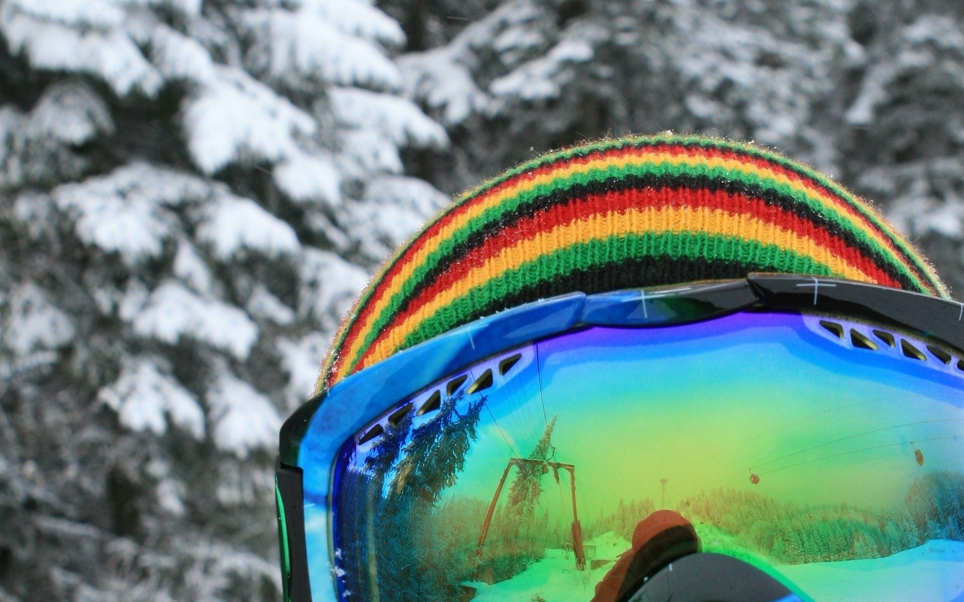 zima śnieg okulary snowboard kolory czapka styl odbicie góry wspinaczka las głowa sport