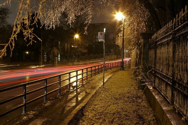 Night town. Sidewalk at night