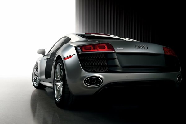 Rear view of a silver Audi sports car