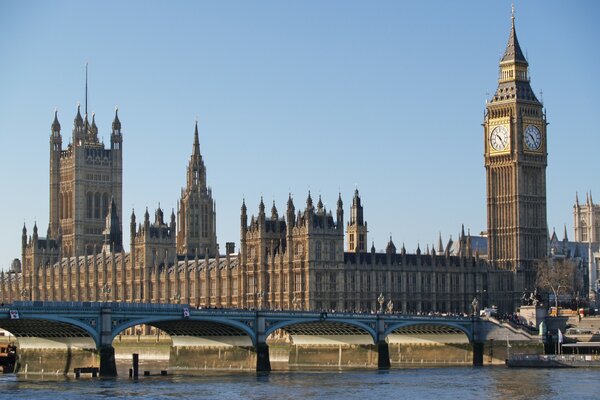 Thames Bridge in London, Tower of London, Big Ben