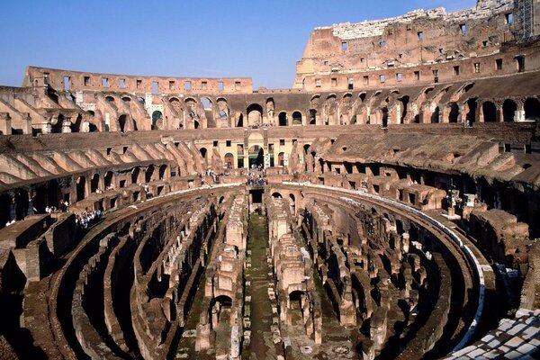 Ce que l on peut voir dans le Colisée à l intérieur
