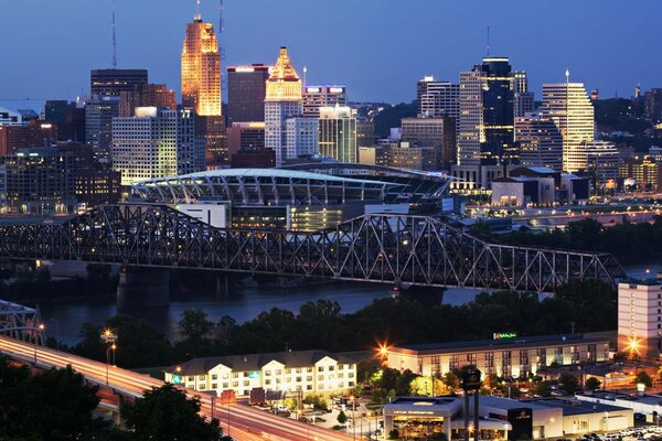 Cincinnati sera Kentucky dall alto