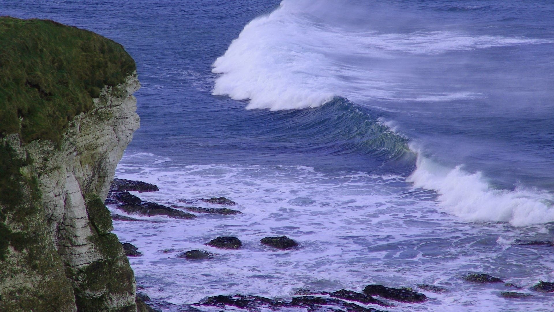 klippe wind wellen schaum wasser meer sturm felsen steine natur