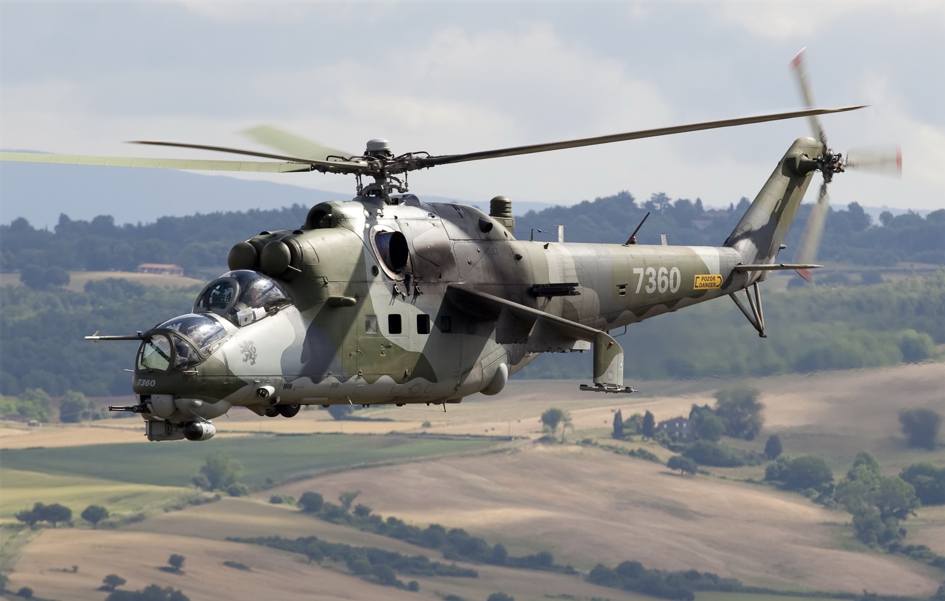 śmigłowiec mi-24 transportowo-bojowy radziecki