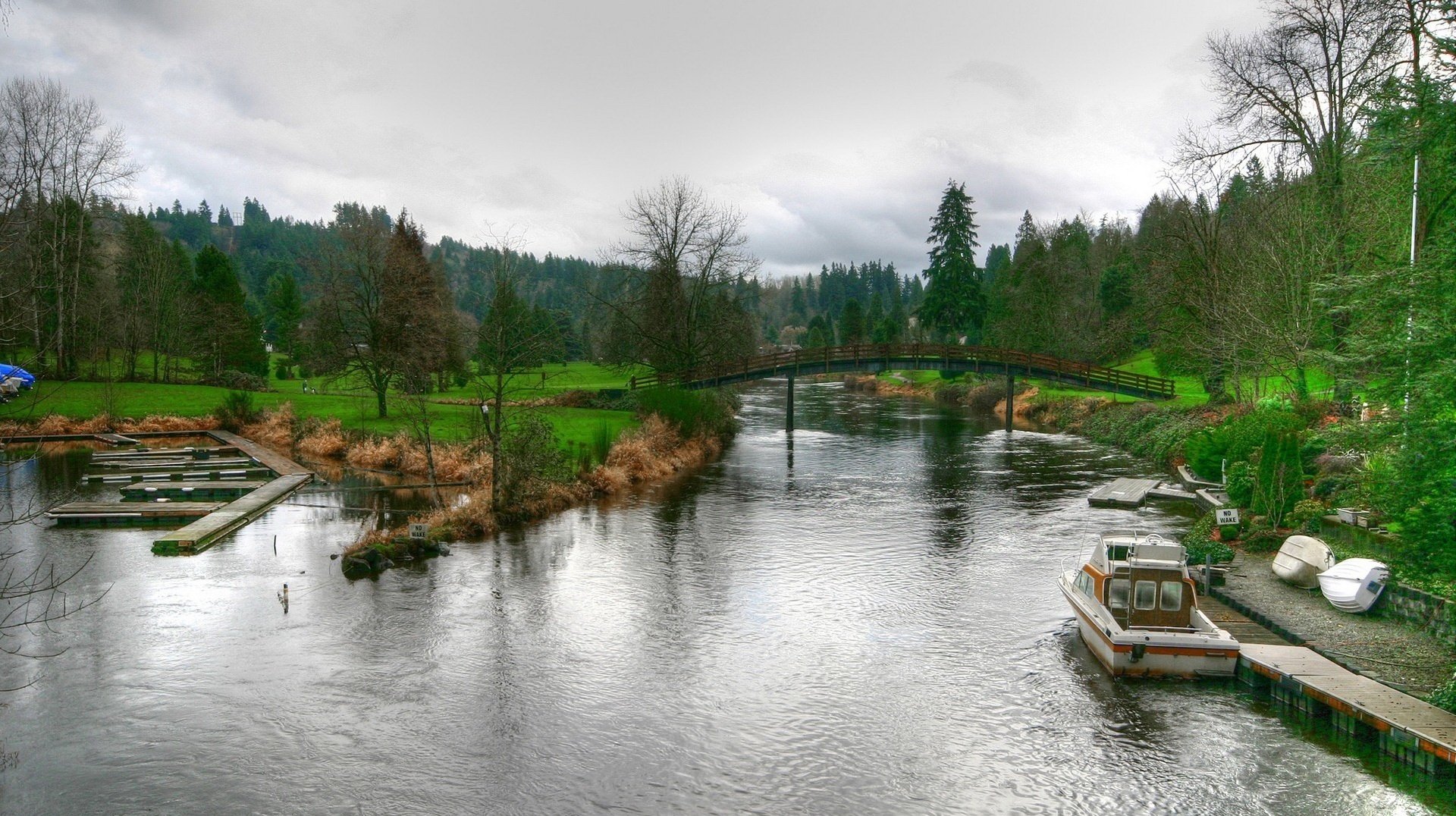 puente del río parque lugar favorito bosque río agua vegetación nubes puente corriente barco abeto