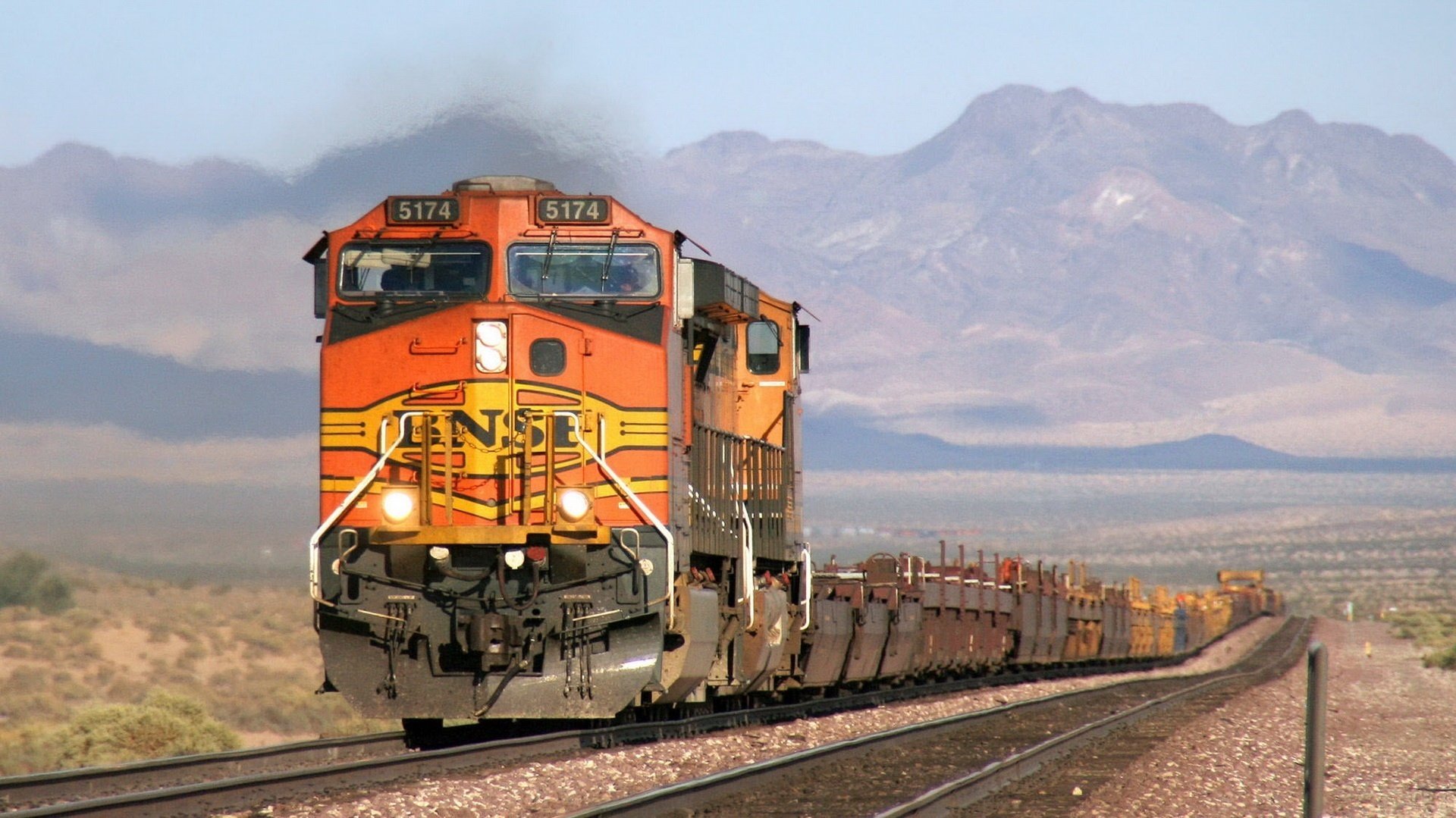 cola larga tren salvaje oeste transporte montañas