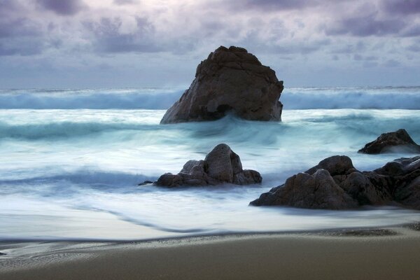 A cold, brooding morning next to the surf