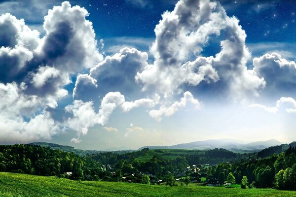 Paesaggio bellissimo cielo colline