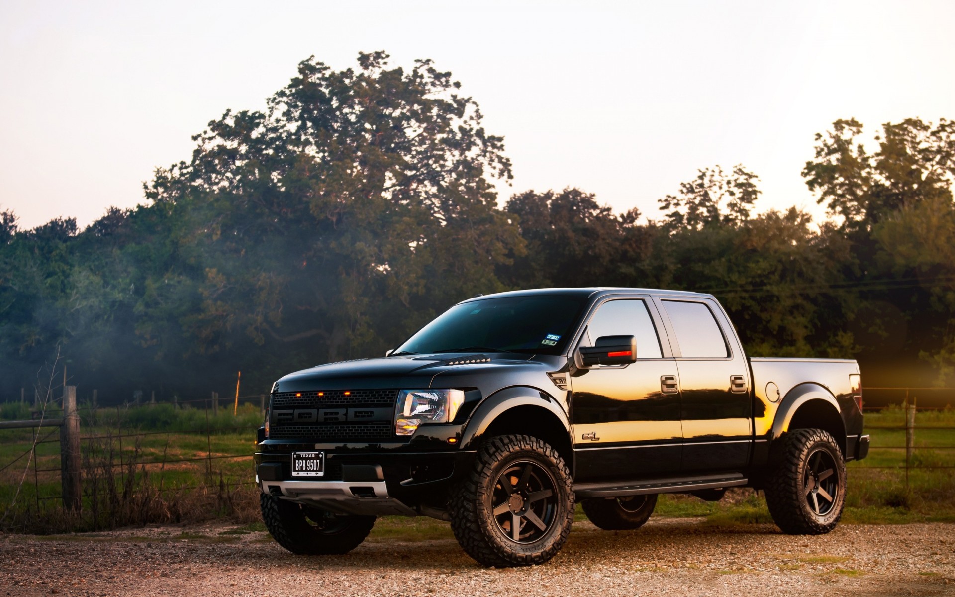 raptor ford swt off-road raptor schwarz pickup f-150 front