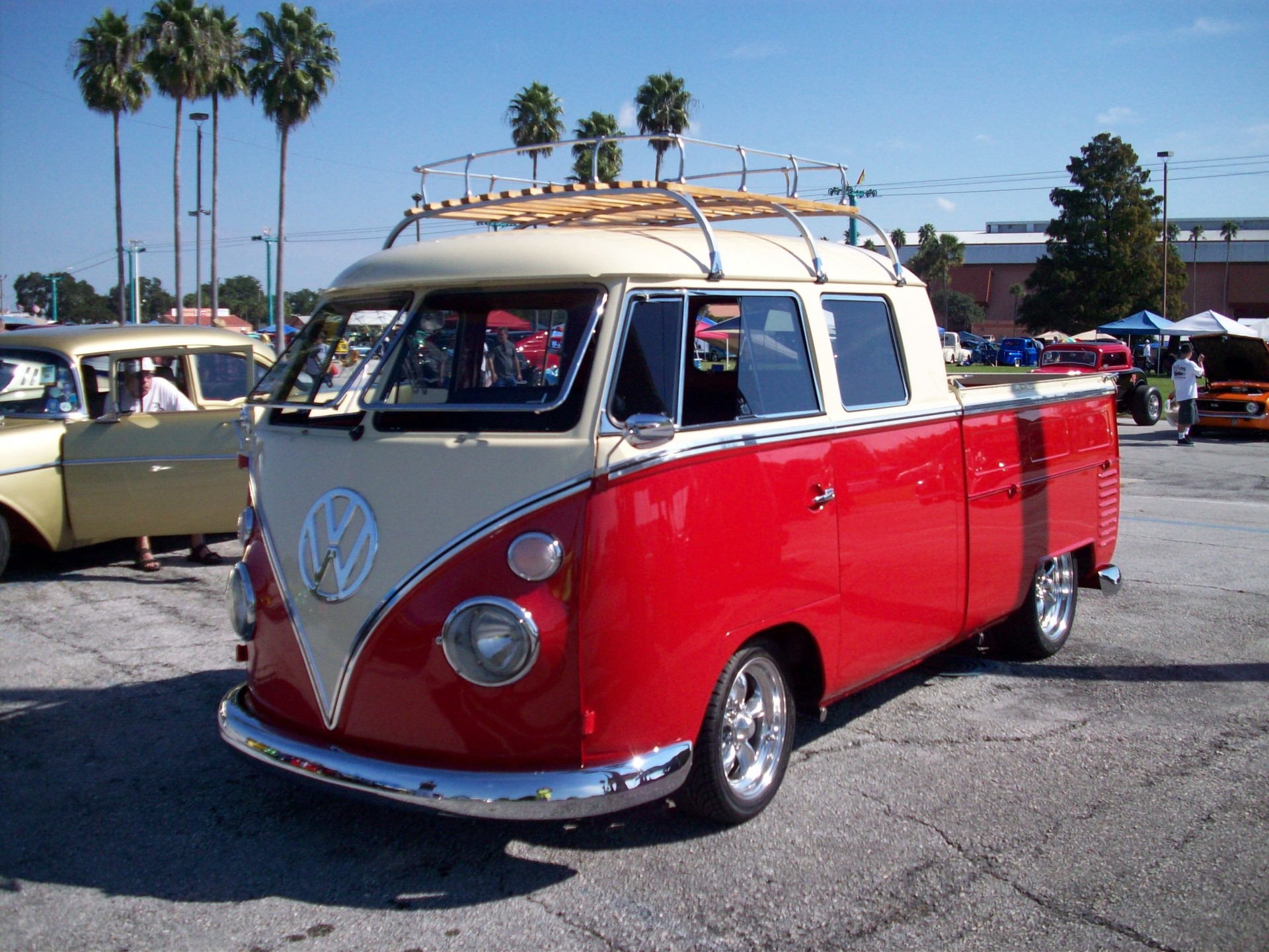 vw rouge blanc classique