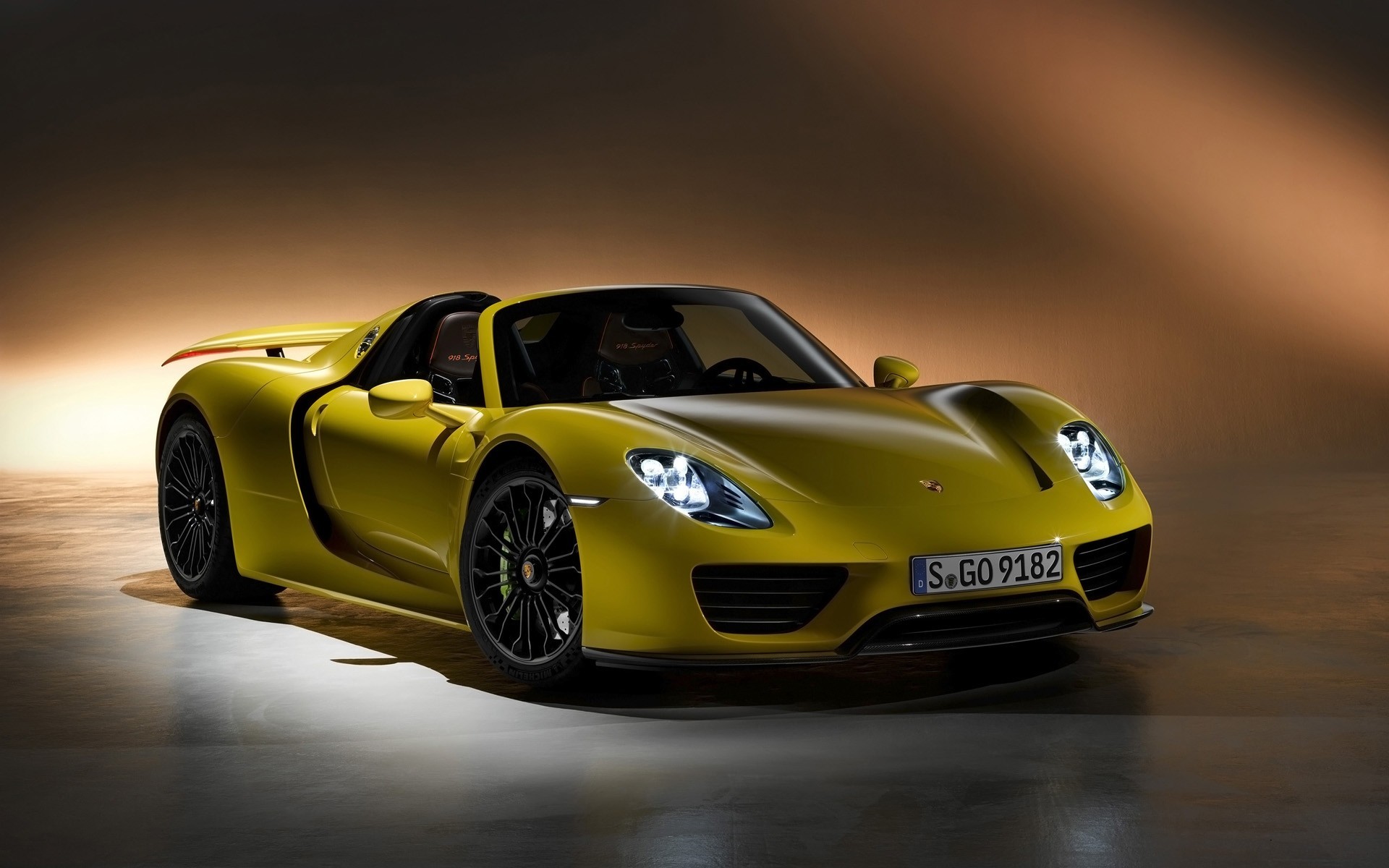 2014 voitures spyder porsche