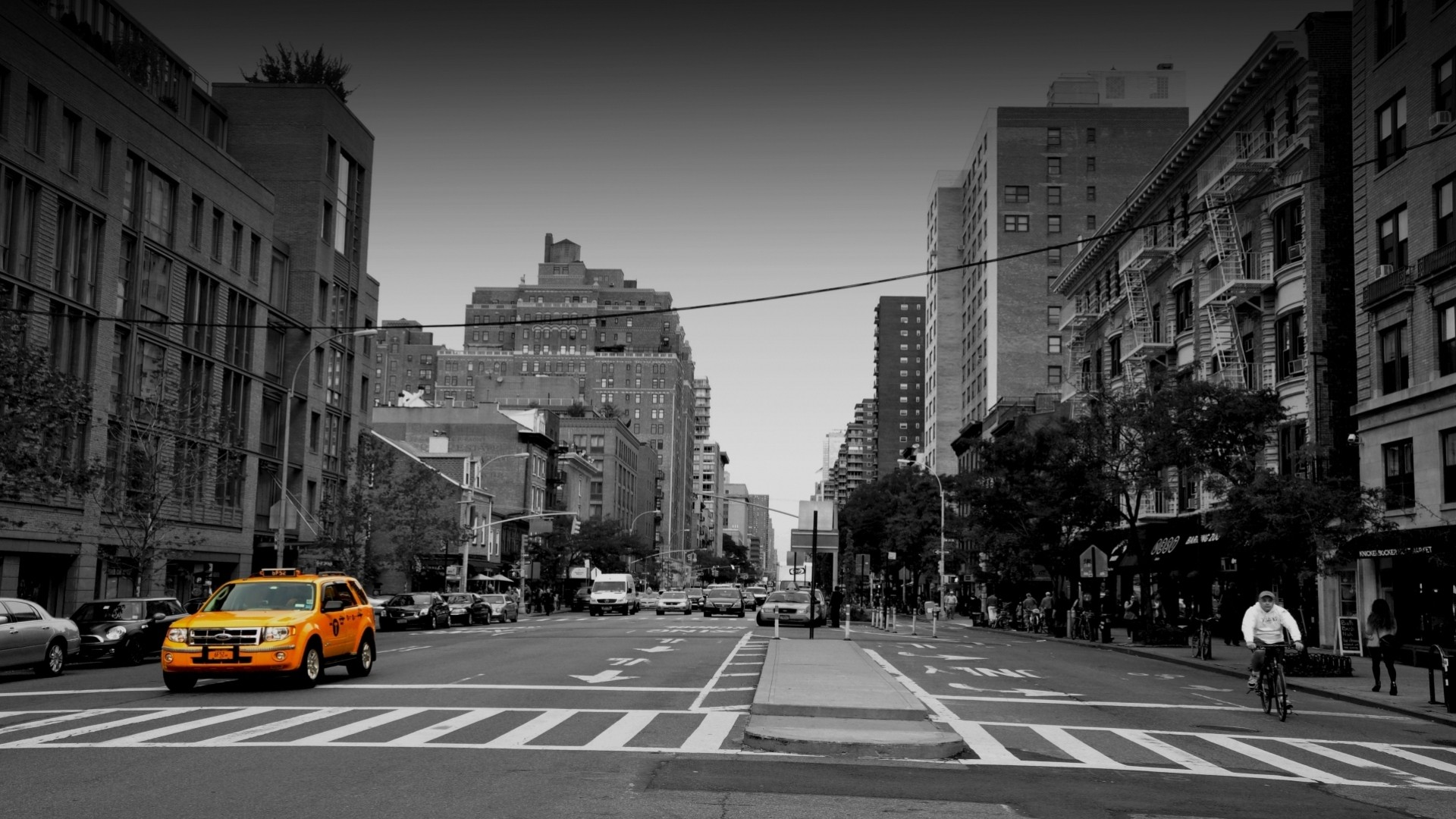 taxi amarillo blanco y negro ciudad pr