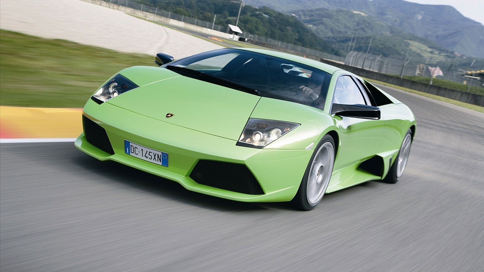 supercar voiture de sport lamborghini verts