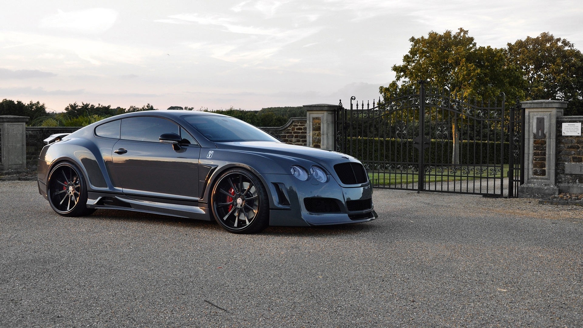 скоростной суперкар bentley купе bentley continental gt