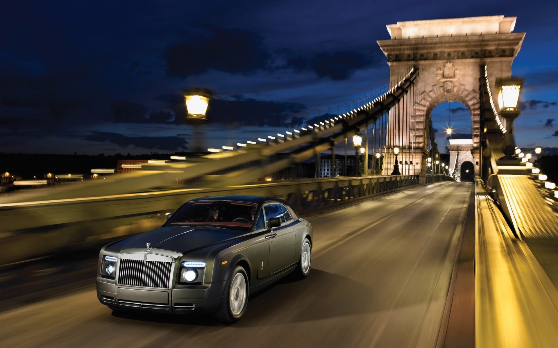 ponte fresco divertimento rolls-royce auto