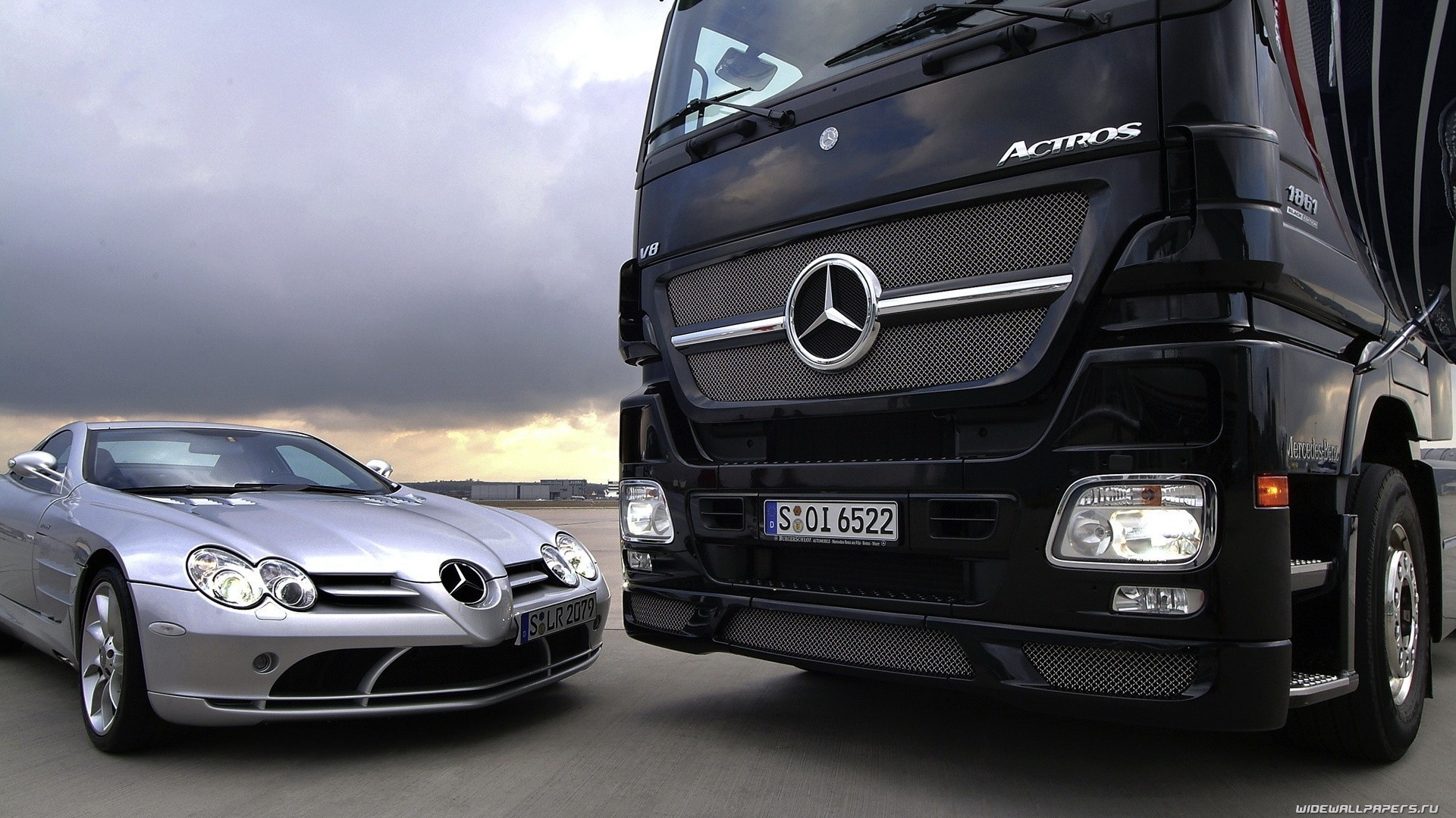 voiture mercedes camion gris actro