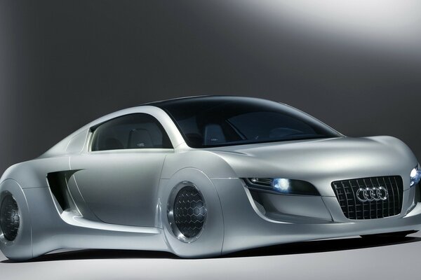 Najnowszy Samochód koncepcyjny Audi w kolorze szarym