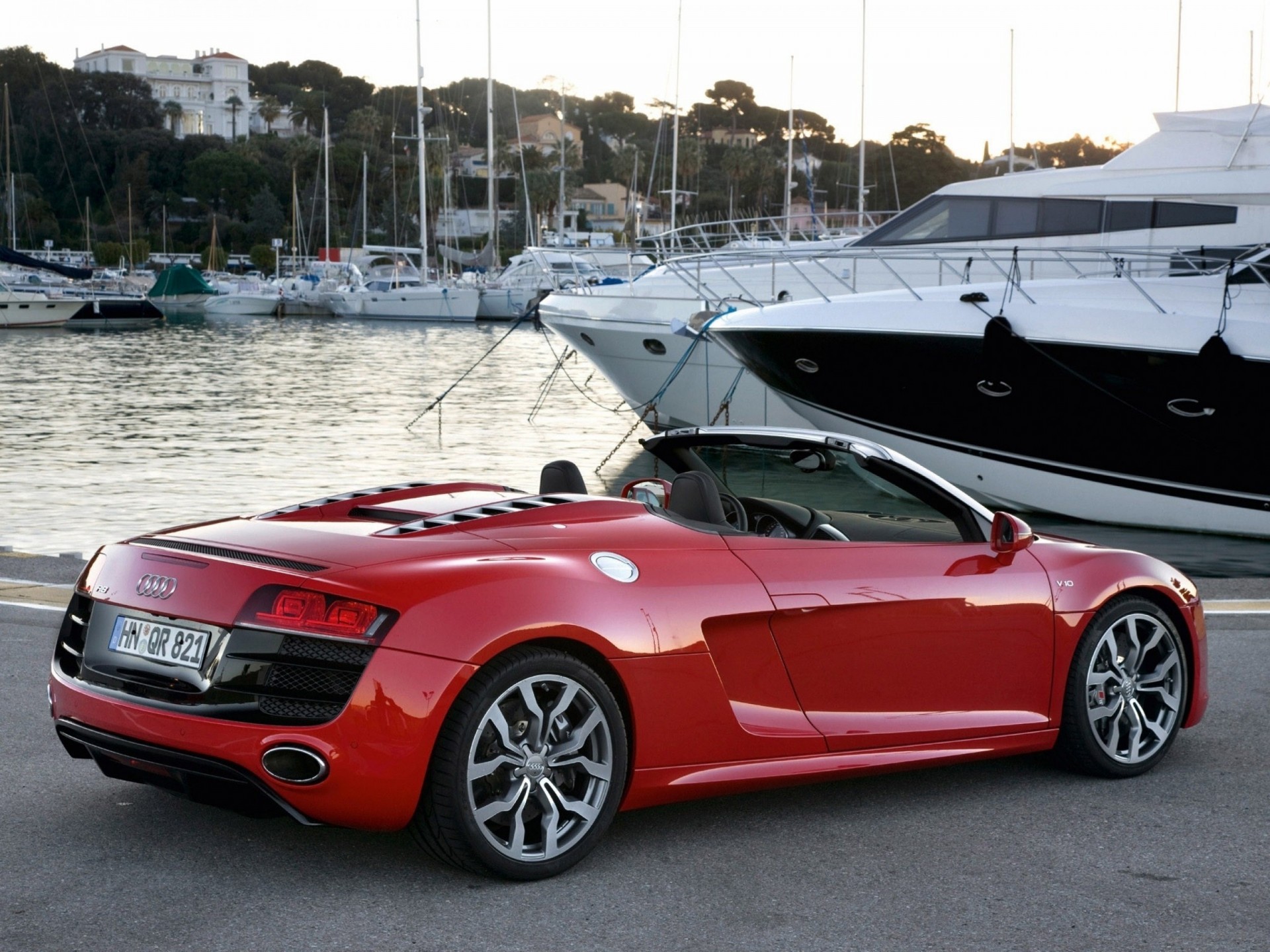 pyder audi r8 audi r8 spyder auto wasser hafen boot