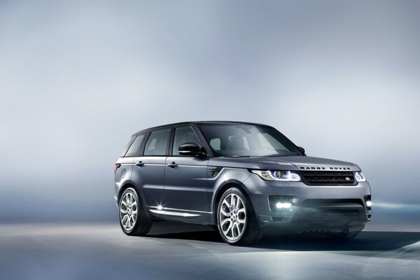 Super brutale serio business Land Rover