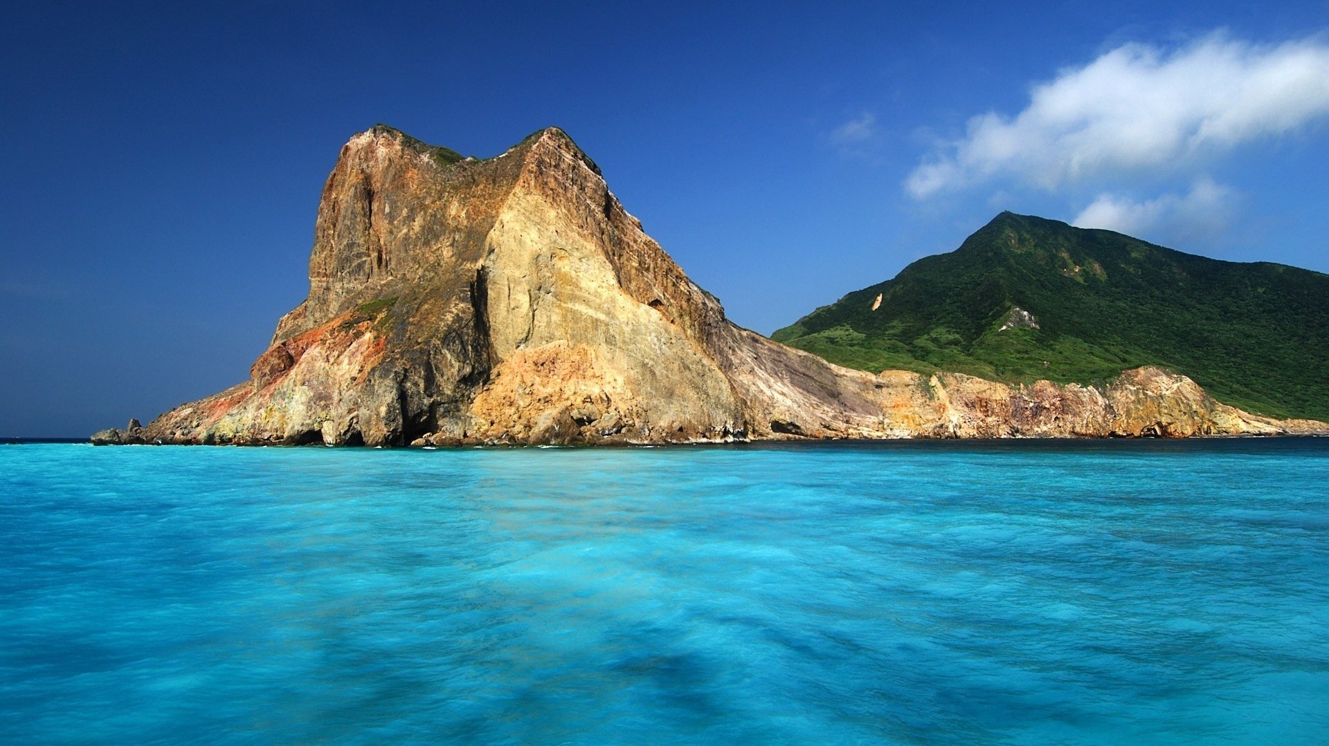 himmlisches wasser nackter berg wolken berge wasser himmel meer lagune küste