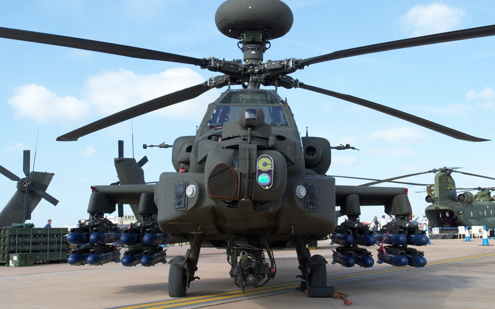 вертолет apache авиабаза вооружение