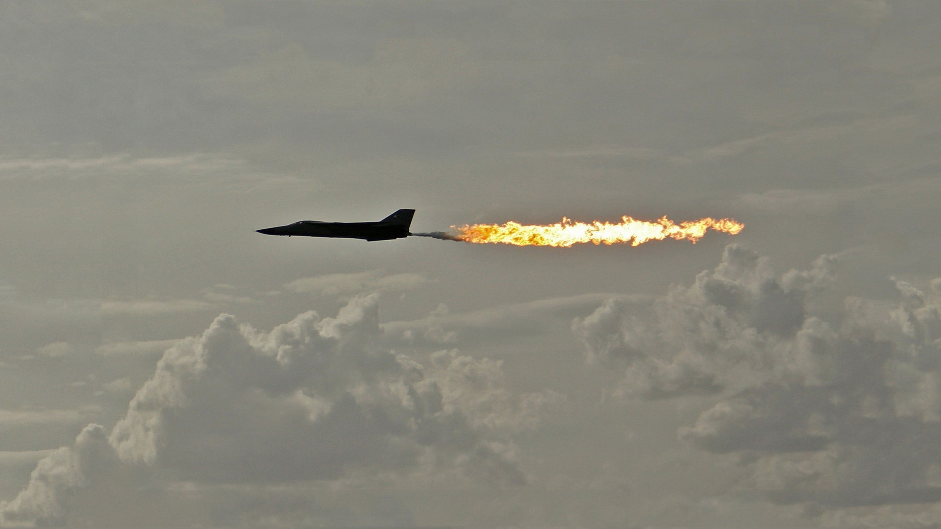 plane sky acceleration fire flame russia