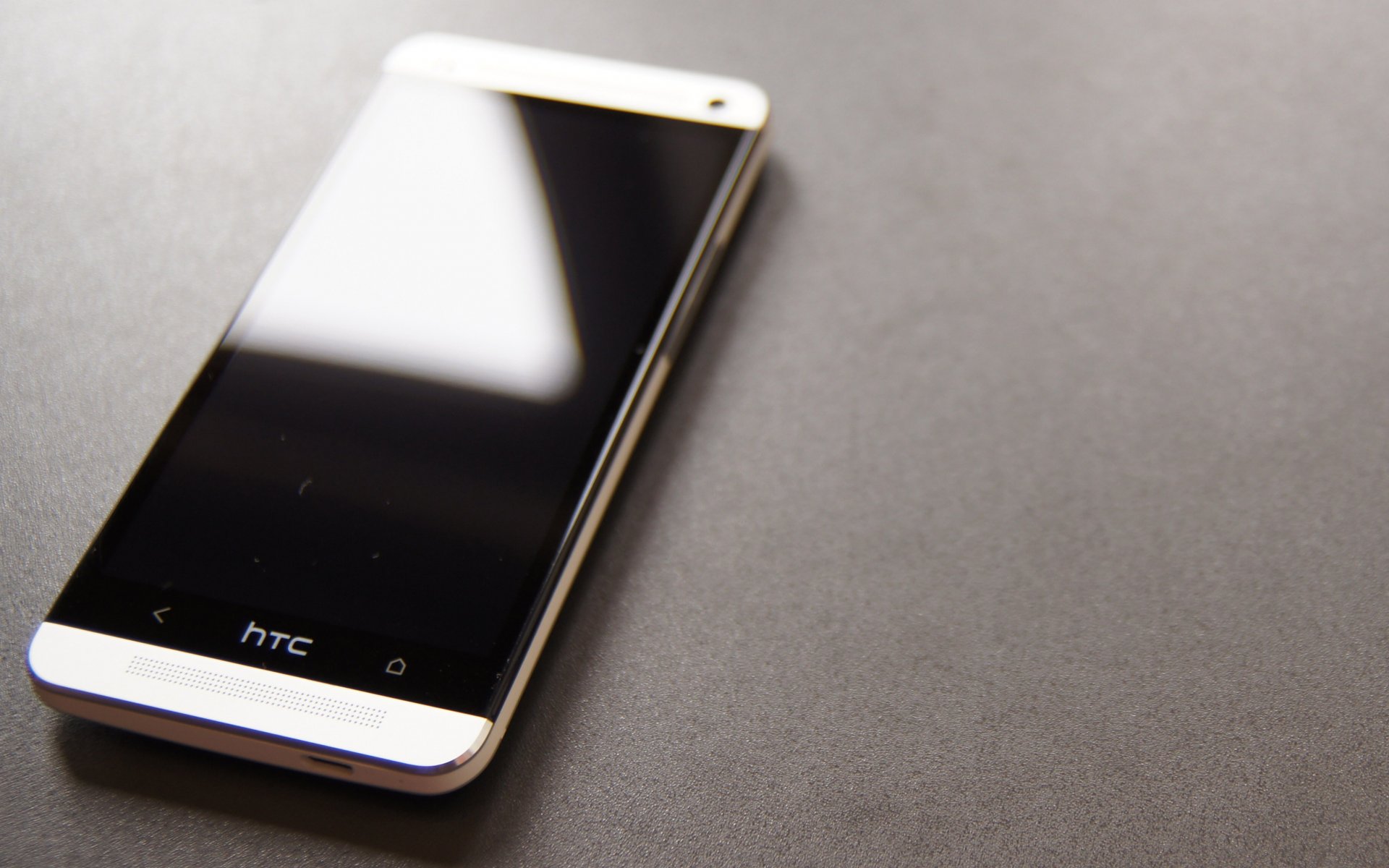 htc one smartphone stylish mote