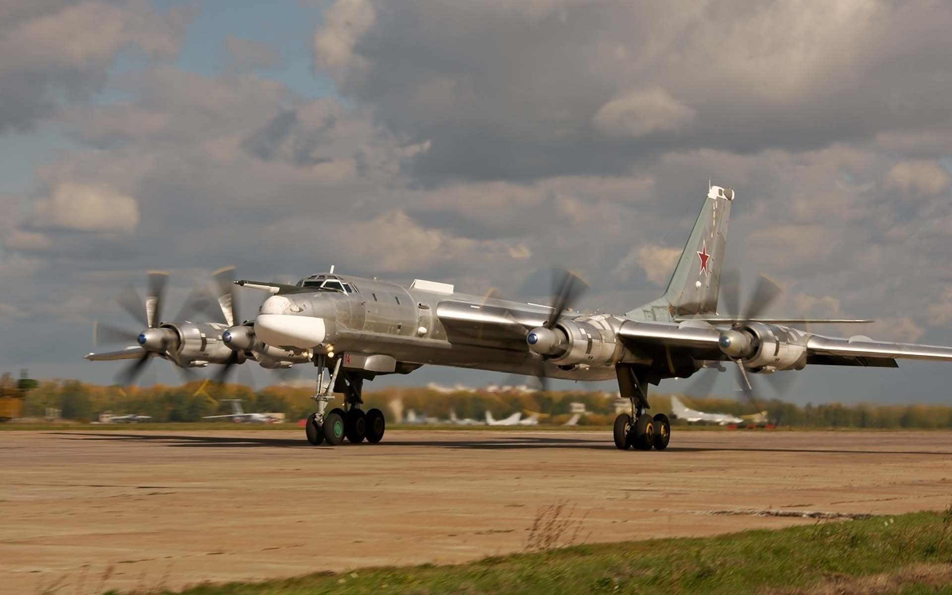 tupolev apodo tu-95ms oso fuerza aérea rusia