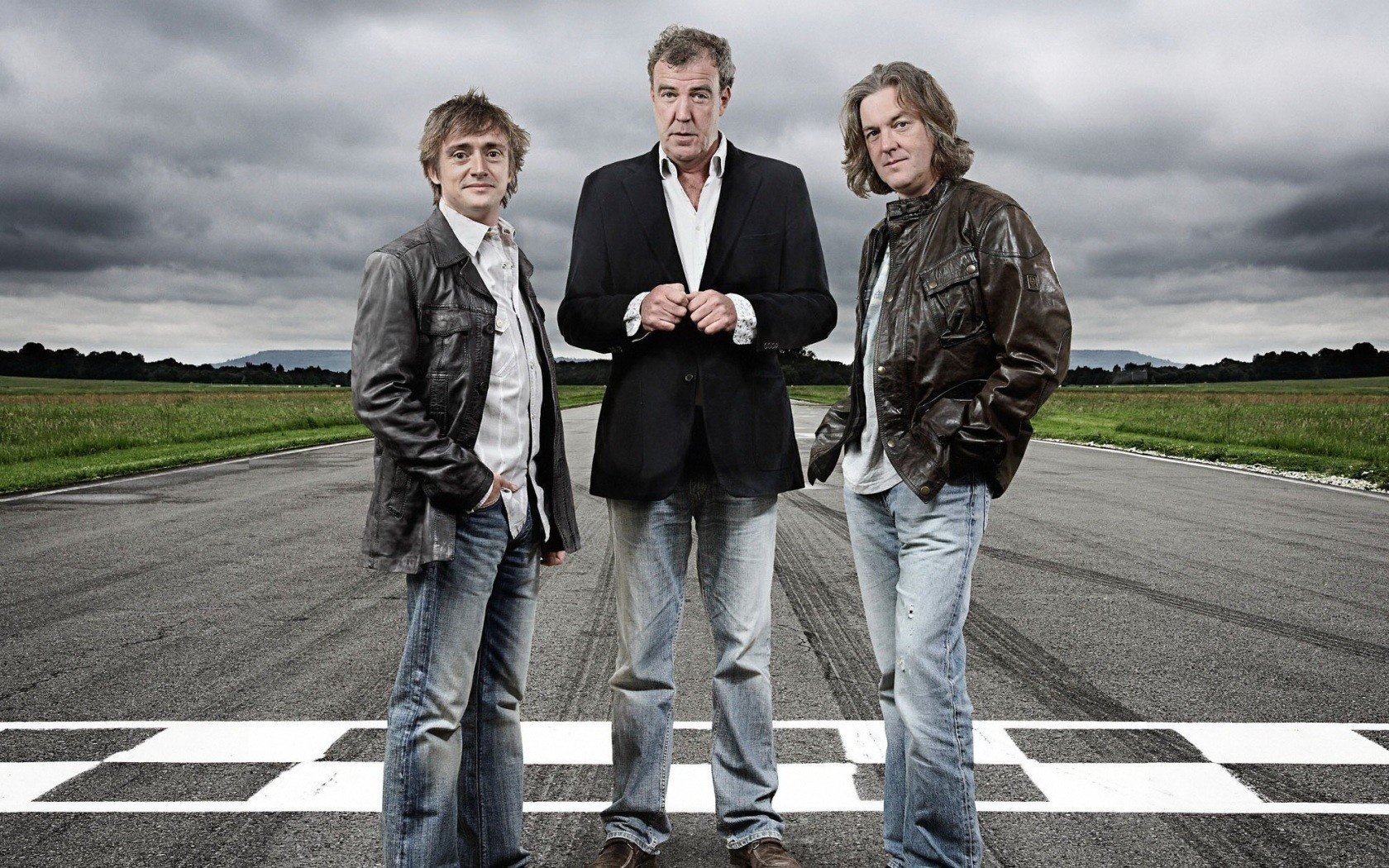 jeremy clarson richard hammond james may ziellinie drei männer tv-programm fernsehen interessen top gear kollektiv männer maschinen team freunde augen gesicht