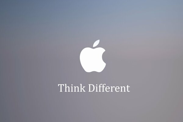 Слоган Apple - think different на сером фоне