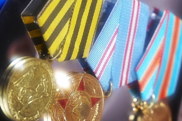 Medallas para la fiesta del 9 de mayo