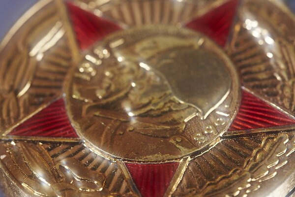 Order of the Red Star for the May 9 holiday