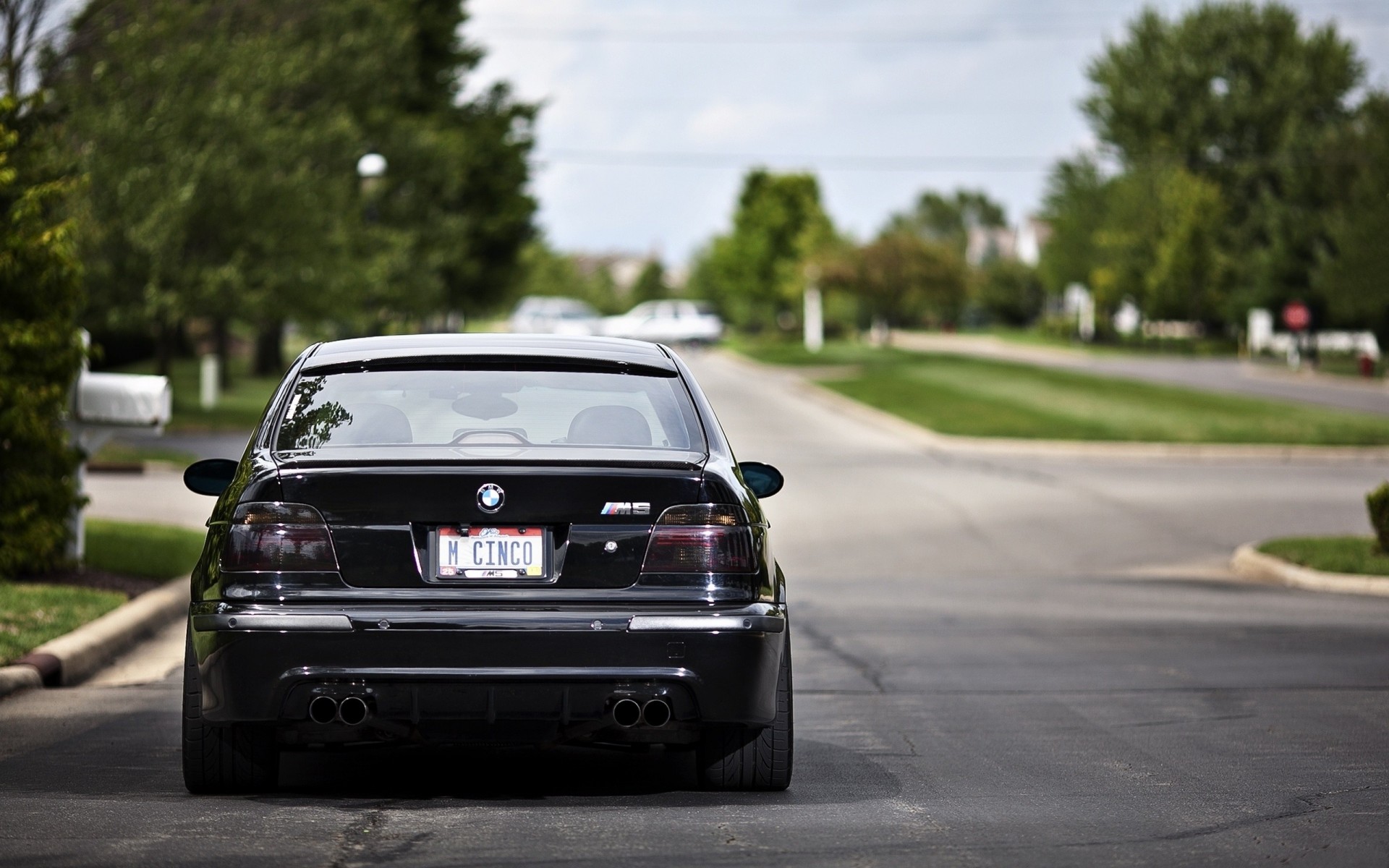 m5 e39 road street bmw black