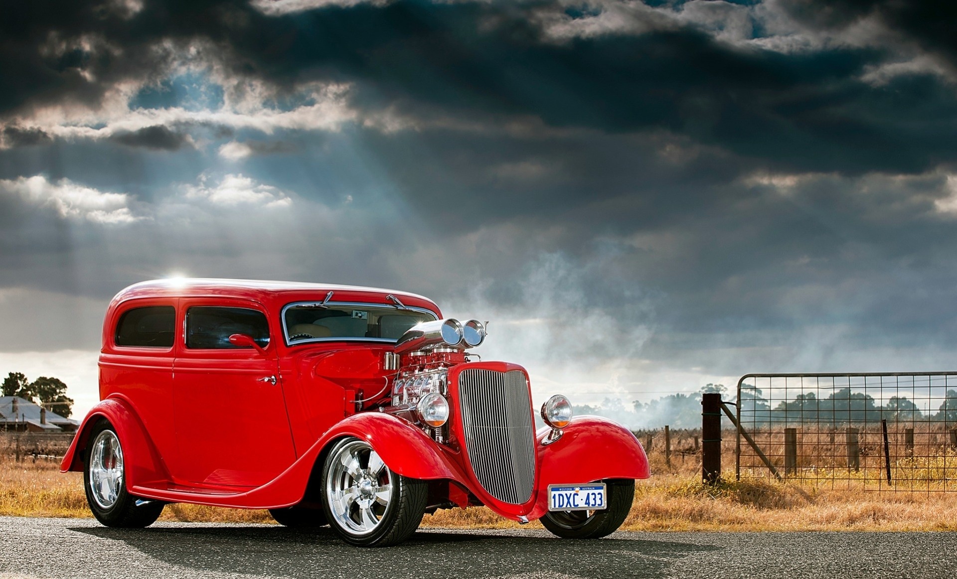 rouge ford classique