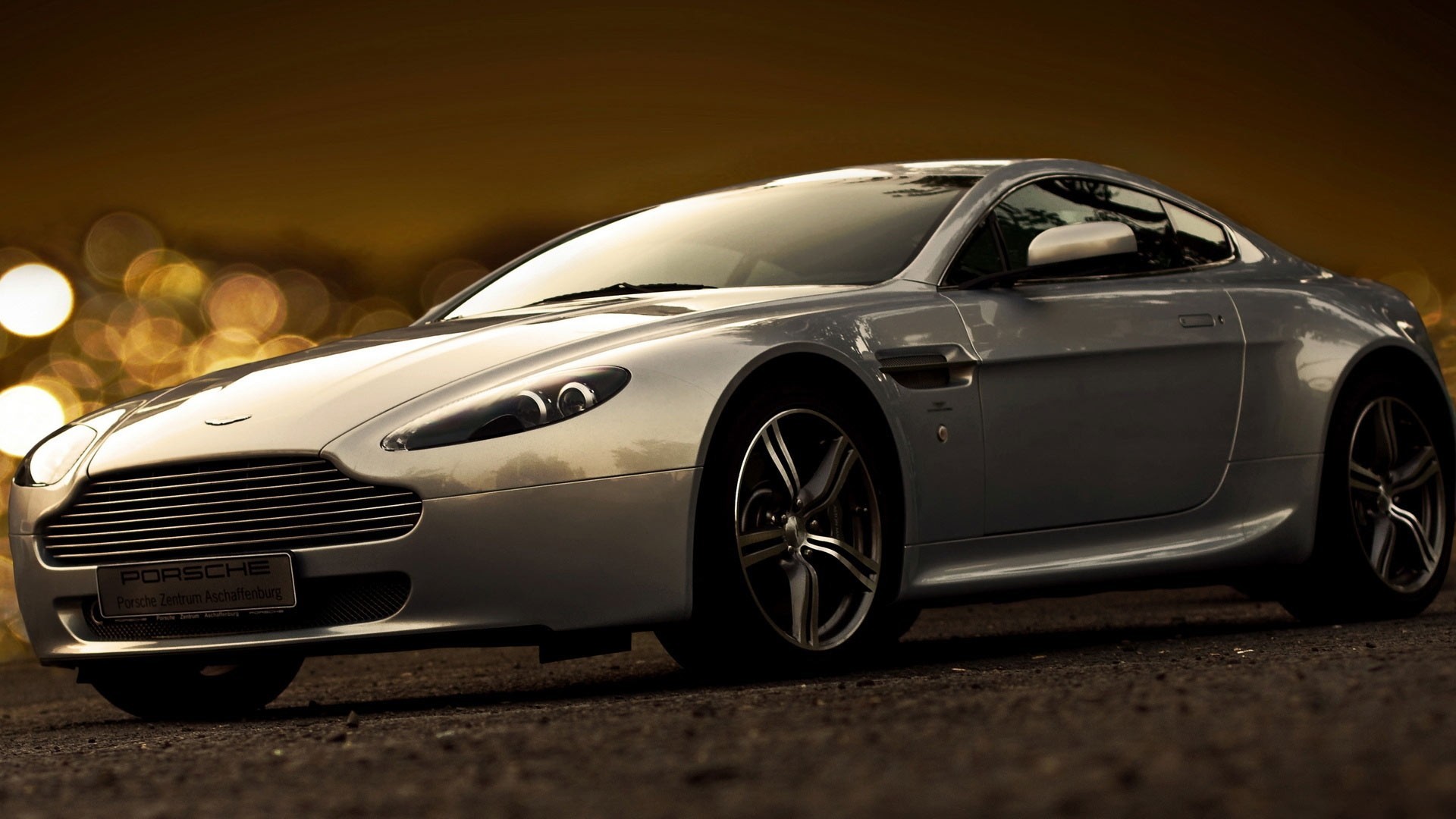 купе aston aston martin