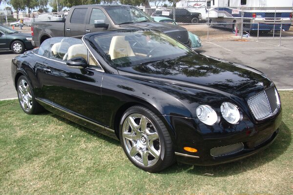 Black Bentley convertible comfort and prestige