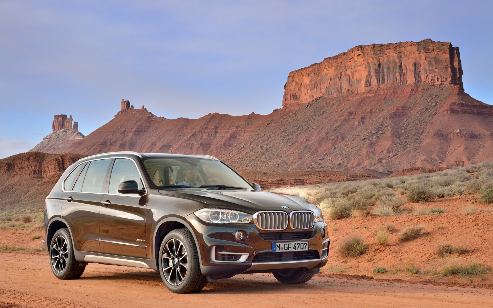 pustynia bmw x5 xdrive50i crossover