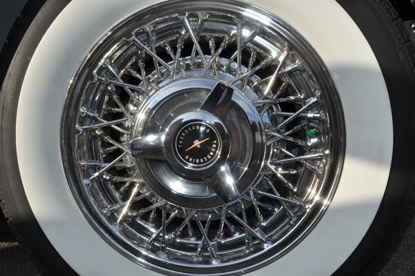 Chrome Silver car disc