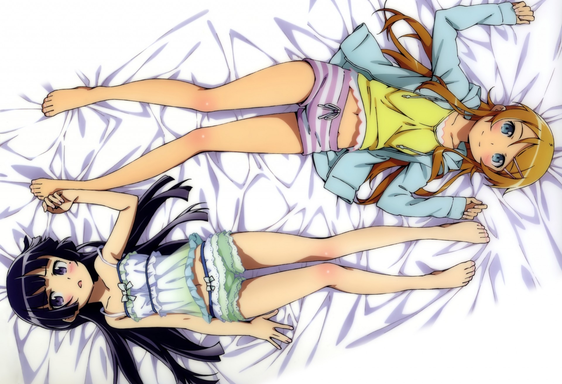 barefoot kousaka kirino 2girls bed black hair long hair orange hair