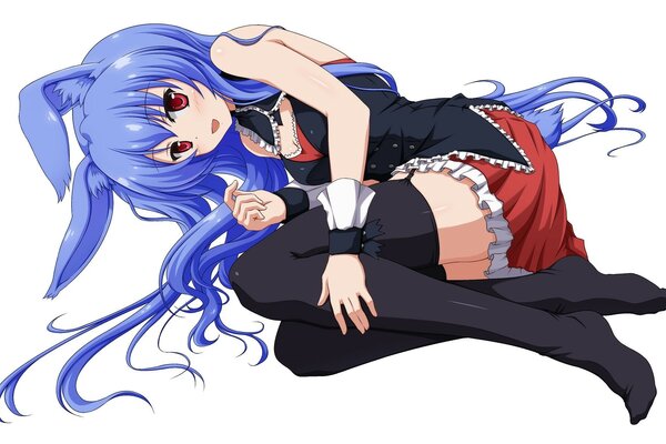 Orejas de liebre y cabello azul en una chica de anime