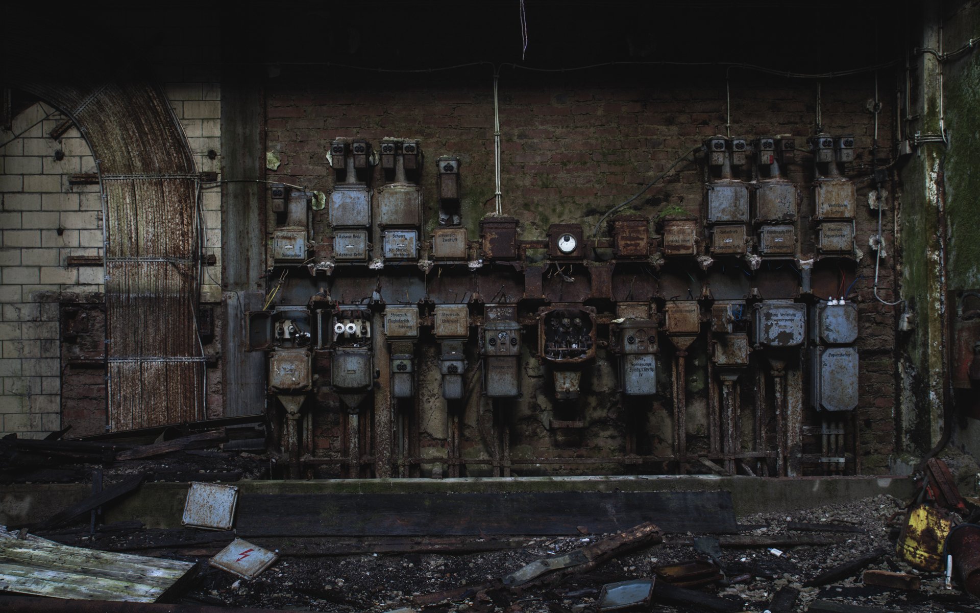 foto fabrik drähte strom klappe verlassenheit