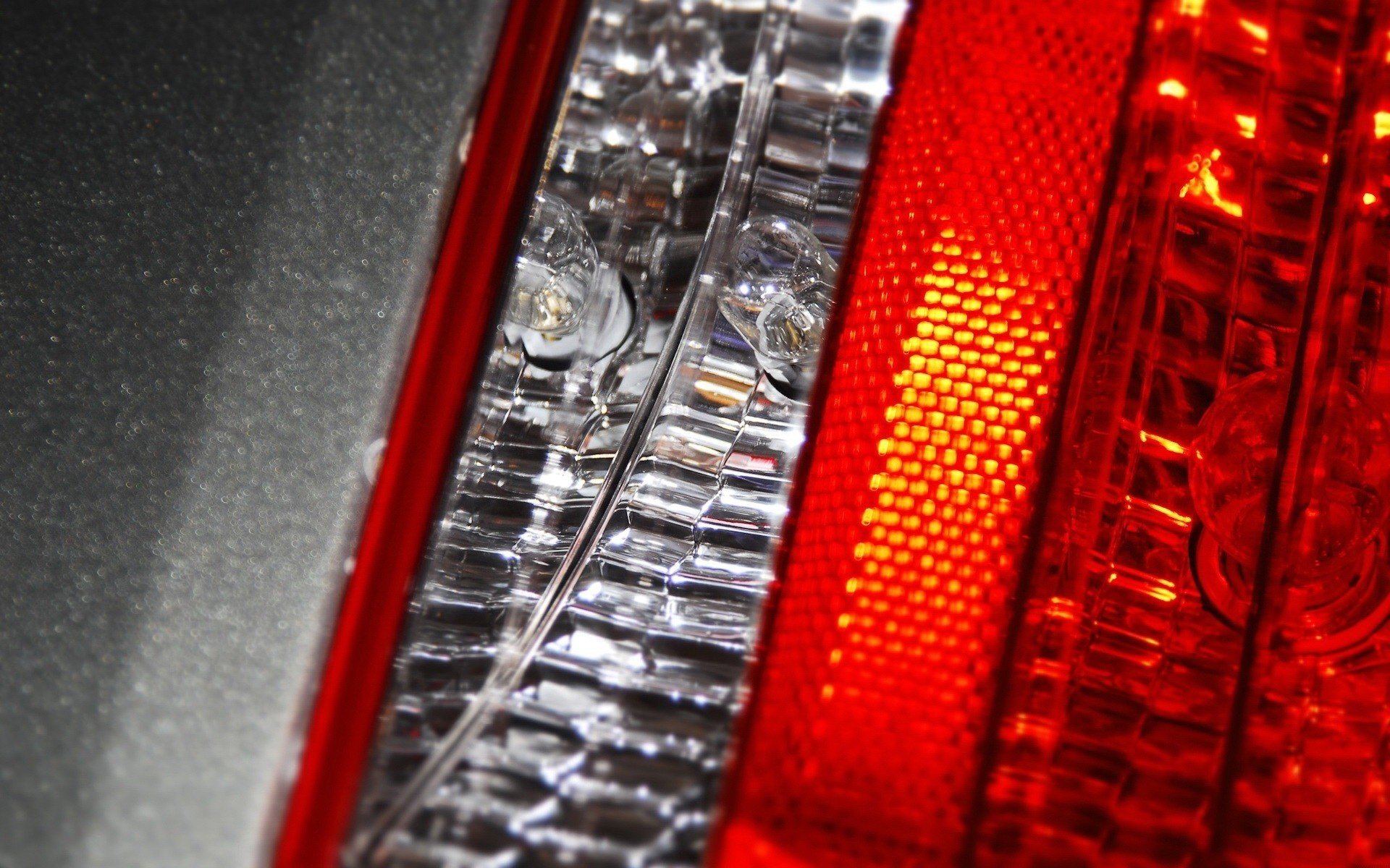 rote glühbirne scheinwerfer licht autos