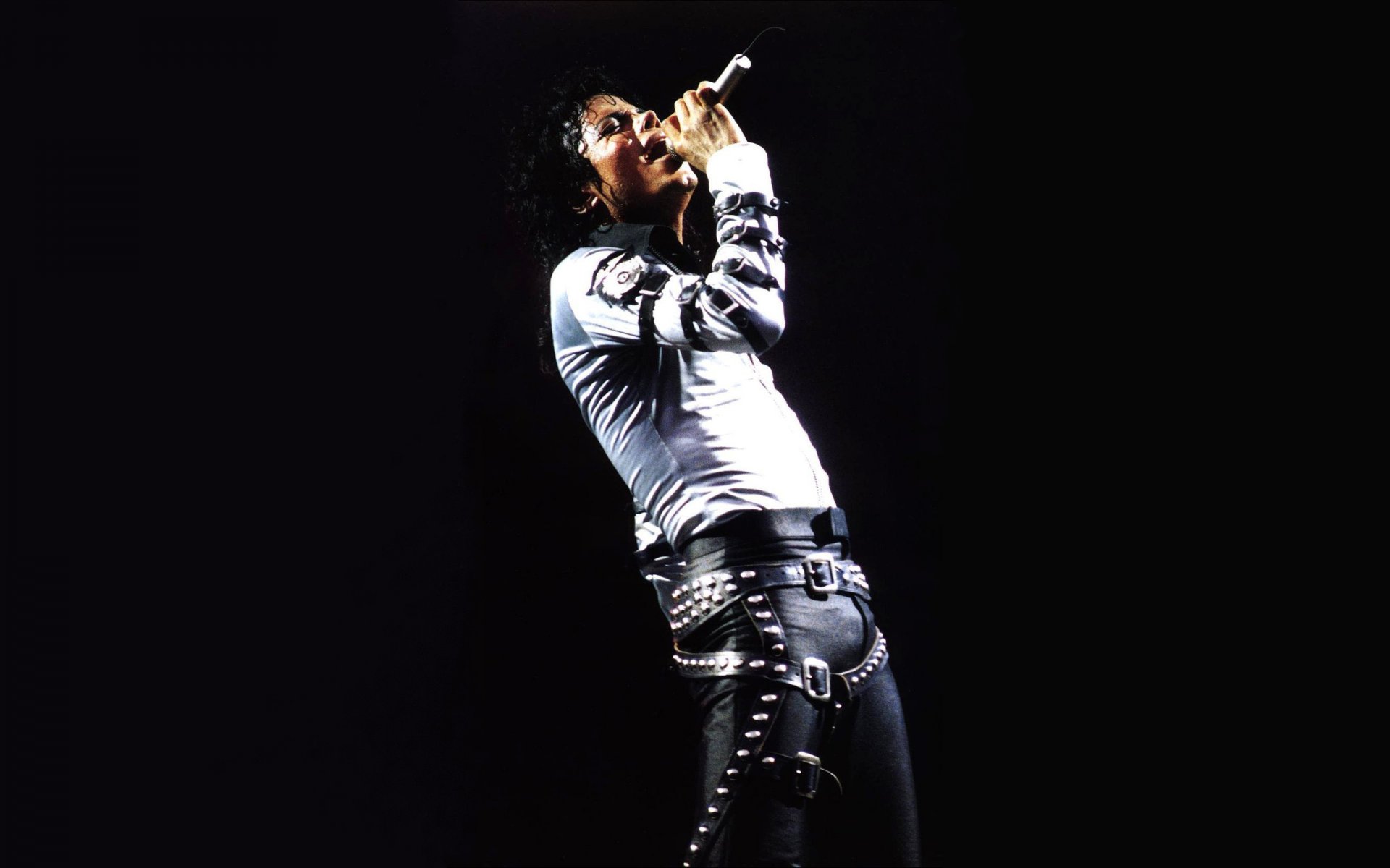 bad tour re del pop michael jackson canzone leggenda musica michael jackson michael jackson genio musicista cantante concerto passato performance artista ballerino re re re del pavimento della danza microfono