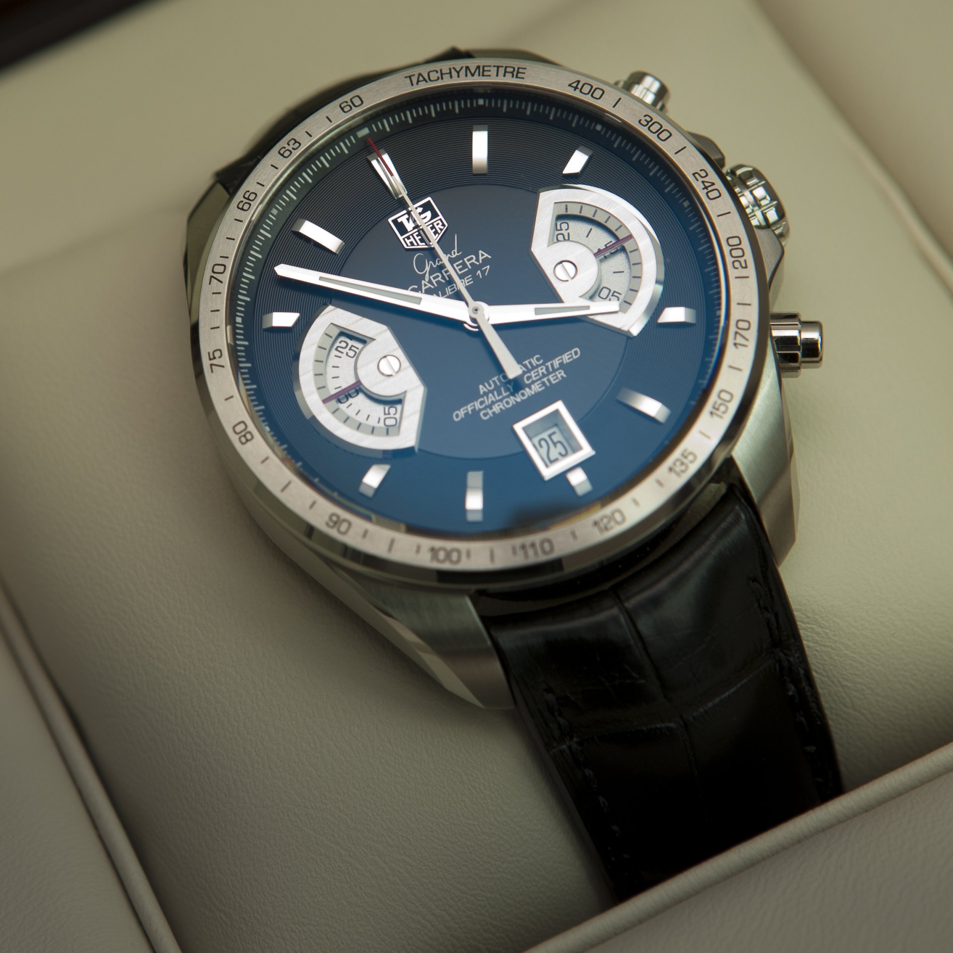 montres aiguilles tag heuer carrera grand chronographe calibre 17 r