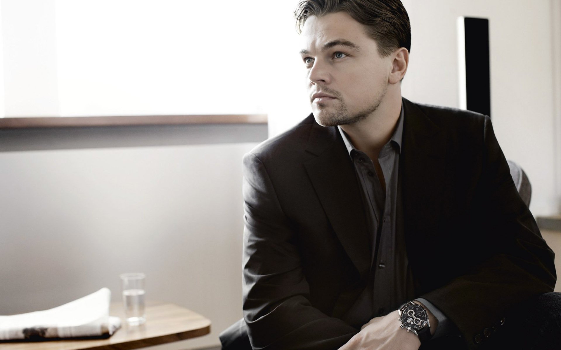 prawdziwy facet leonardo dicaprio przystojny bródka portret aktorzy filmowi spojrzenie aktor aktorzy początek mężczyzna oczy twarz filmy kino