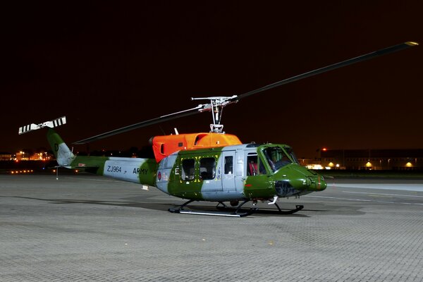 Colorear el helicóptero da más expresión a la atención