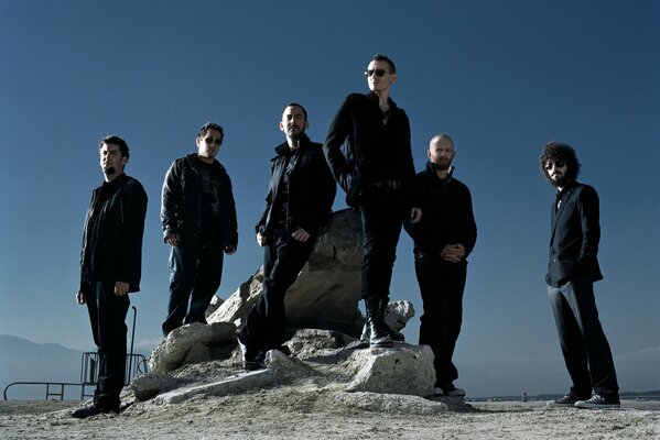 Grupa Linkin Park-faceci w czerni