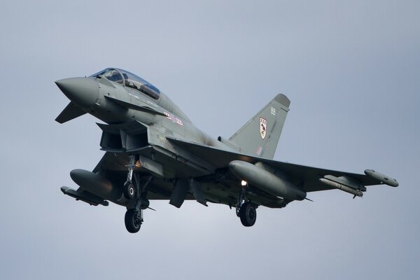 Avion de chasse polyvalent Eurofighter typhoon