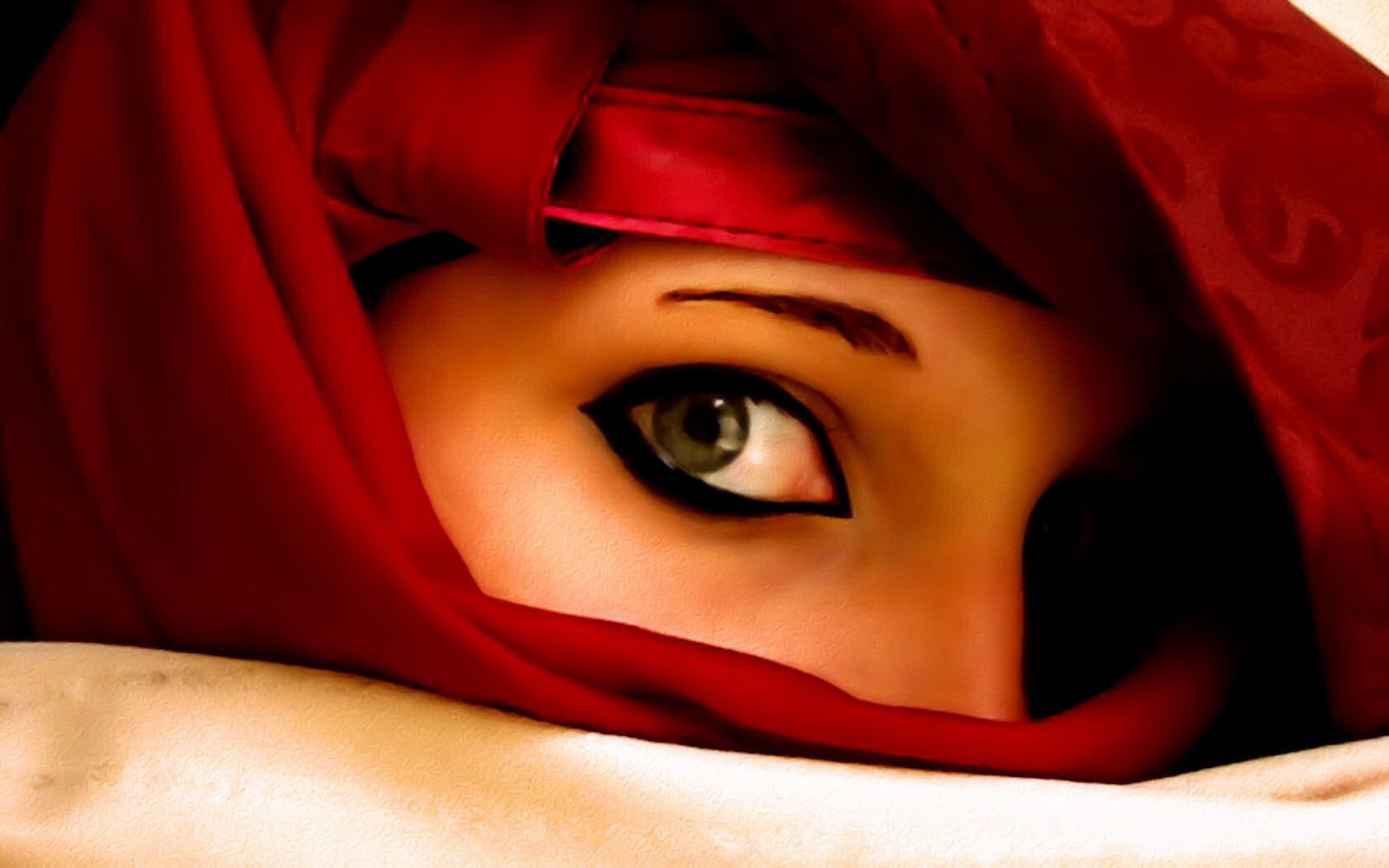 Красивое арабское видео. Красивые восточные глаза. Восточные женщины в парандже. Глаза девушки в чадре. Женщина в чадре.